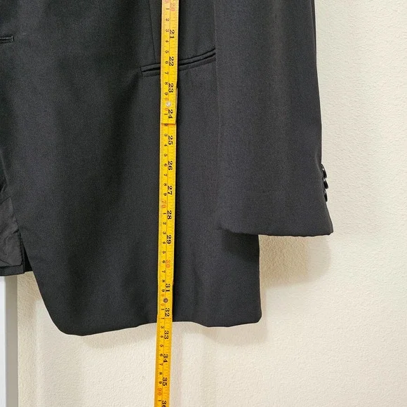ARMANI COLLEZIONI Vintage Men's Black Wool Single-Breasted Button Blazer Sz 44R - Picture 10 of 11